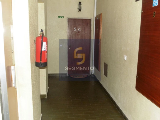 Apartamento T3 para Venda em Tortosendo Foto 13