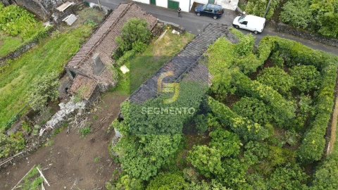 Moradia T2 para Venda em São Roque do Pico