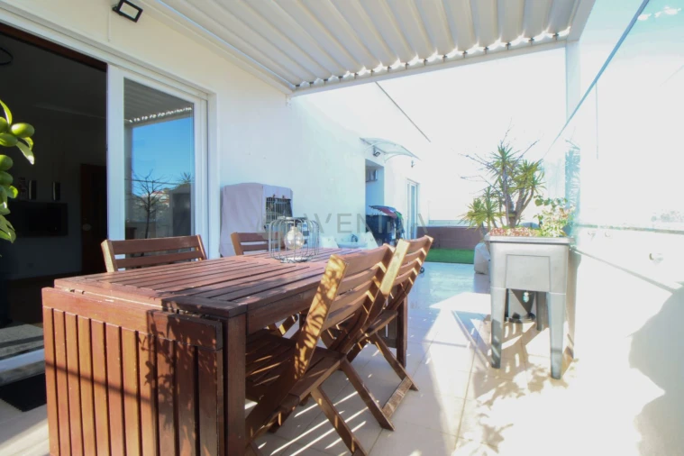 Apartamento T4 para Venda em Alto do Seixalinho, Santo André e Verderena Foto 2