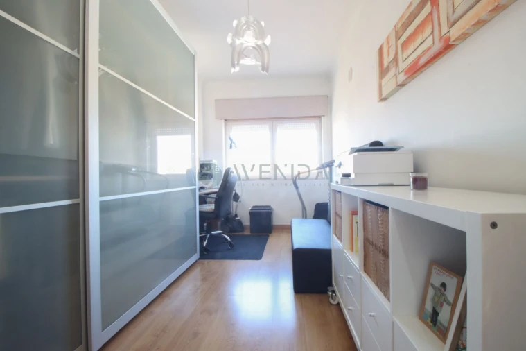 Apartamento T4 para Venda em Alto do Seixalinho, Santo André e Verderena Foto 12