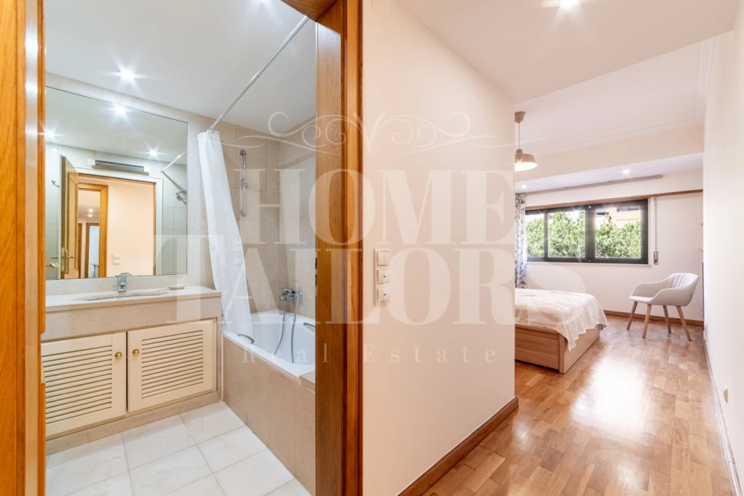 Apartamento T2 para Arrendamento em Carnide Foto 17