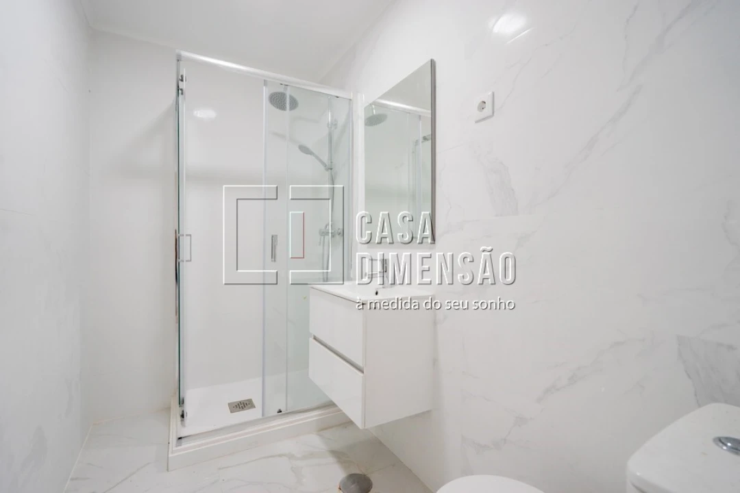 Apartamento T2 para Venda em Falagueira-Venda Nova Foto 17
