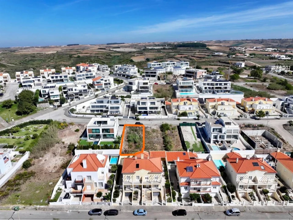 Terreno para Venda em Lourinhã e Atalaia Foto 9