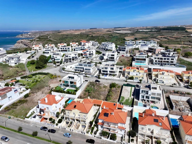 Terreno para Venda em Lourinhã e Atalaia Foto 12