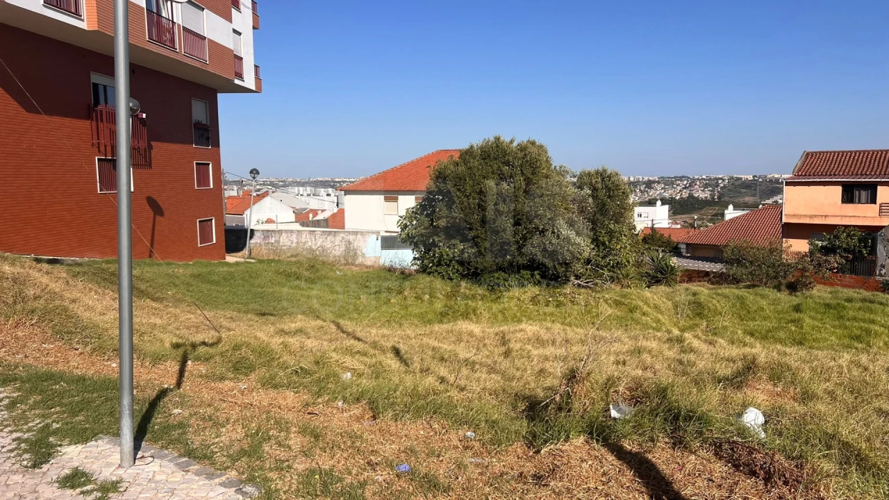 Terreno para Venda em Mina de Água Foto 4
