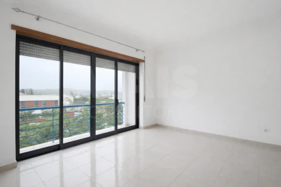 Apartamento T3 para Arrendamento em Silves