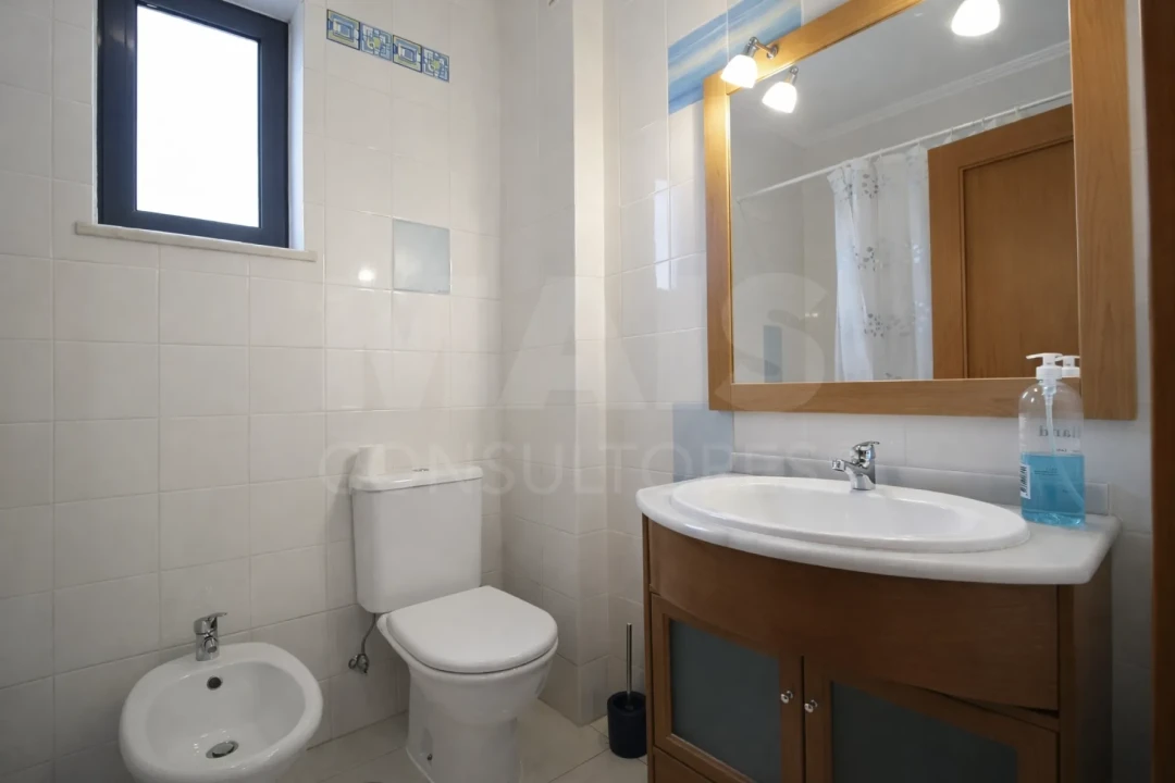 Apartamento T3 para Arrendamento em Silves Foto 9