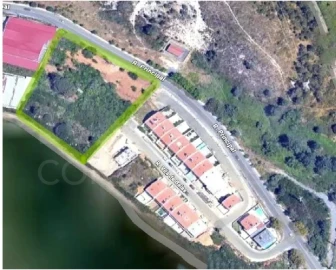 Terreno para Venda em Queluz e Belas