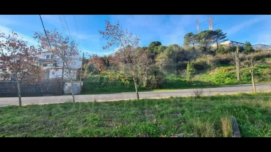 Terreno para Venda em Queluz e Belas