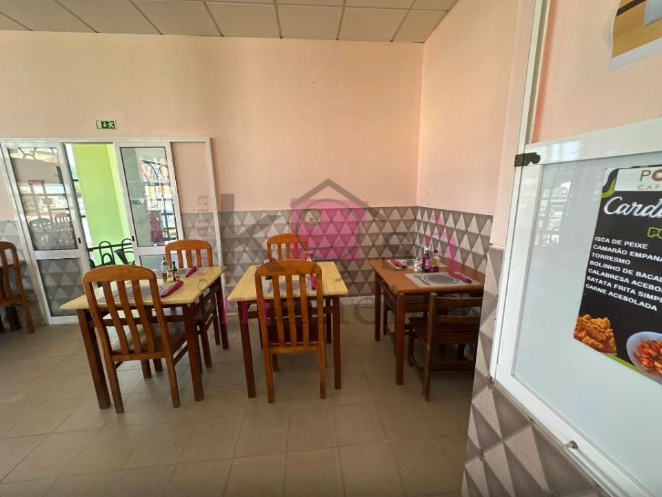 Prédio para Venda em Sines Foto 7