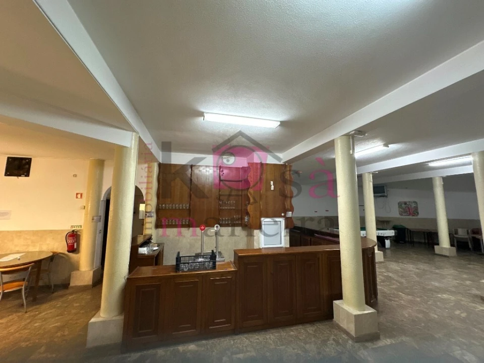 Prédio para Venda em Sines Foto 18