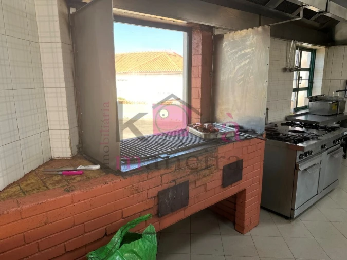 Prédio para Venda em Sines Foto 10