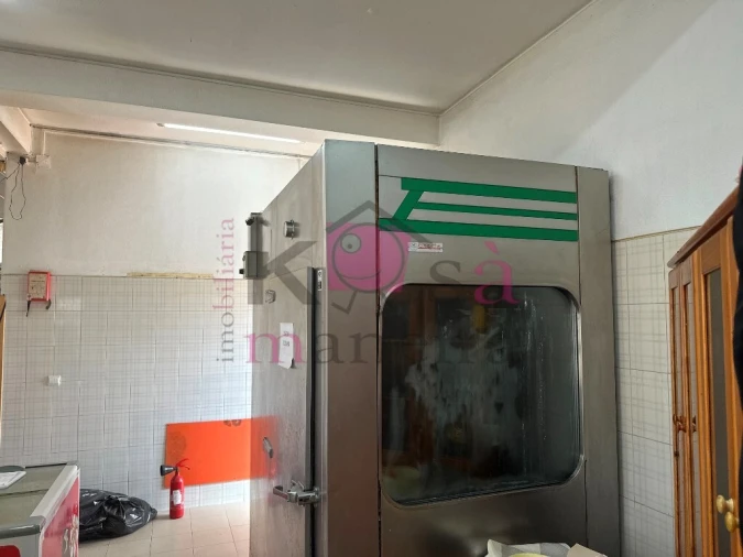Prédio para Venda em Sines Foto 11