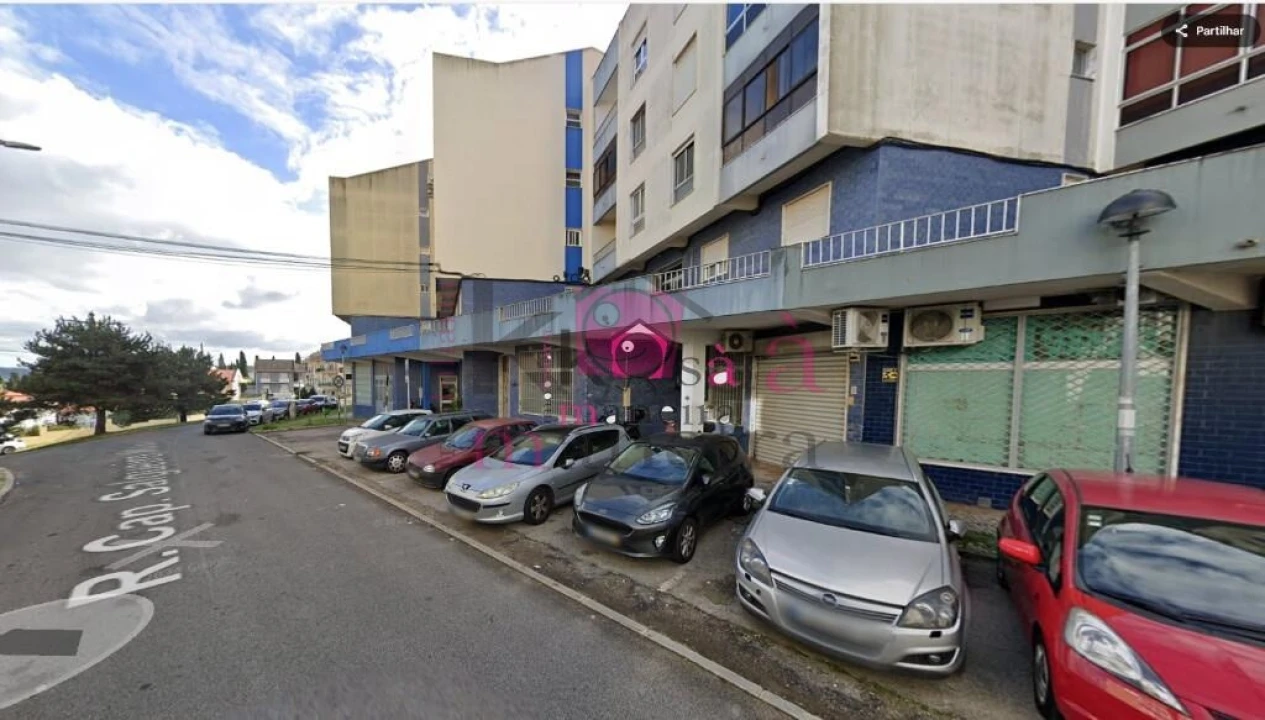 Loja para Venda em Loures Foto 1