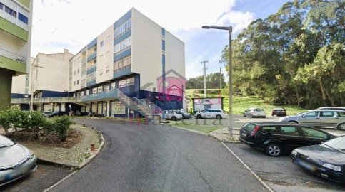 Loja para Venda em Loures
