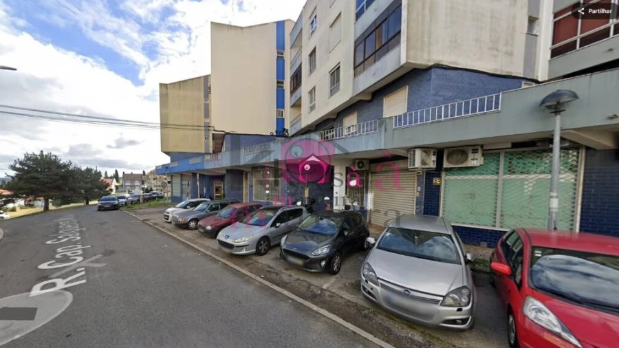 Loja para Venda em Loures