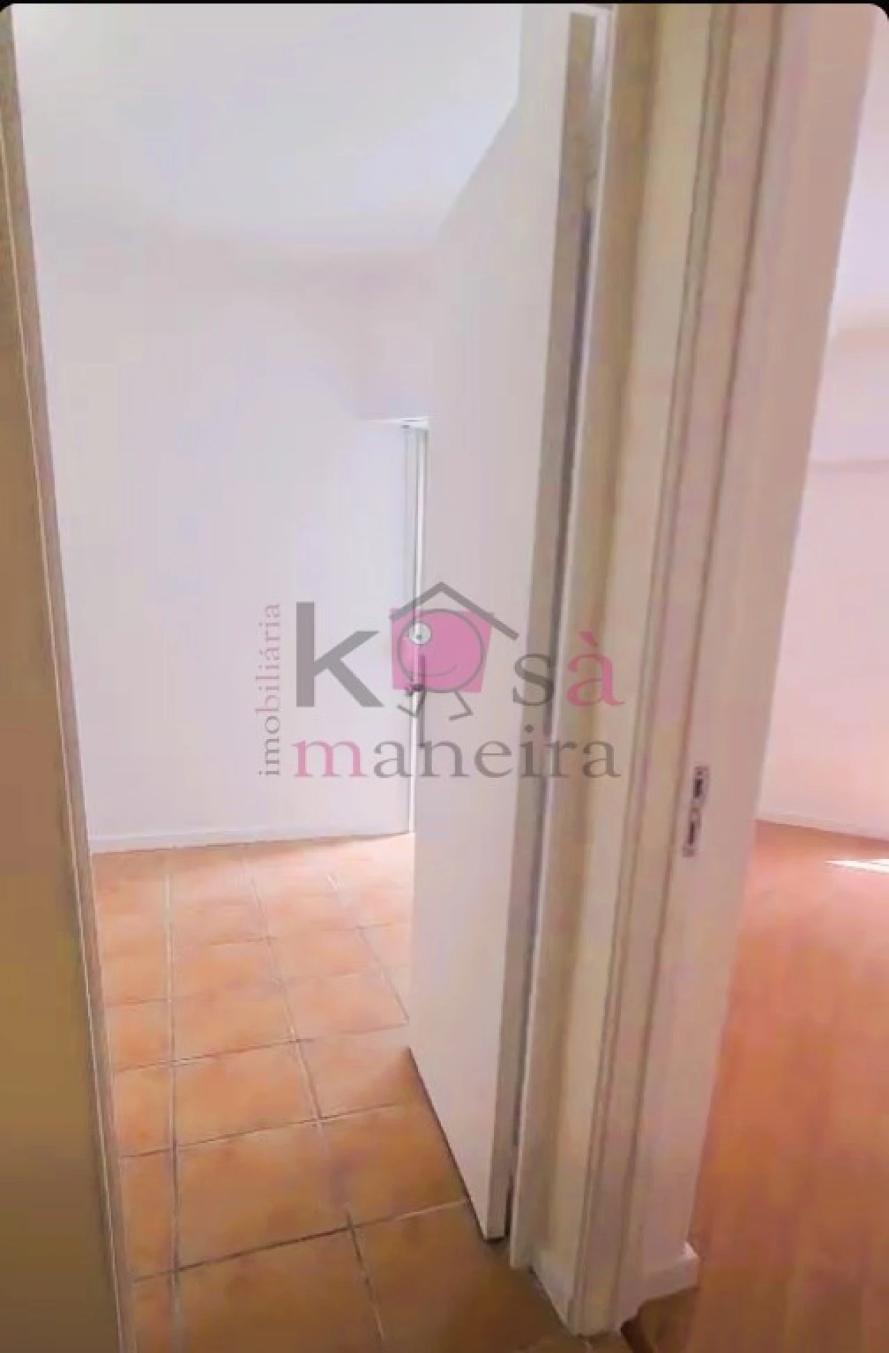 Apartamento T3 para Venda em Algueirão-Mem Martins Foto 11
