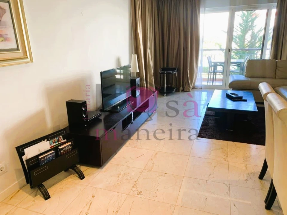 Apartamento T2 para Venda em Quarteira Foto 6
