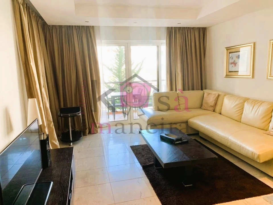 Apartamento T2 para Venda em Quarteira Foto 7