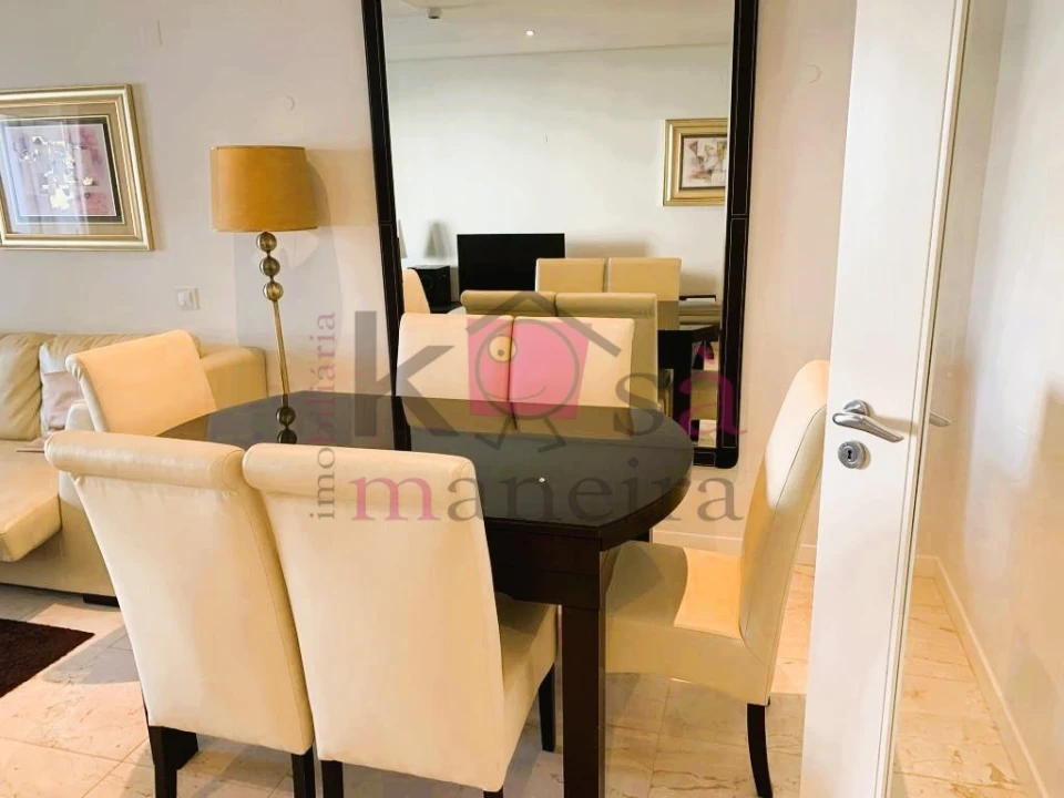 Apartamento T2 para Venda em Quarteira Foto 8