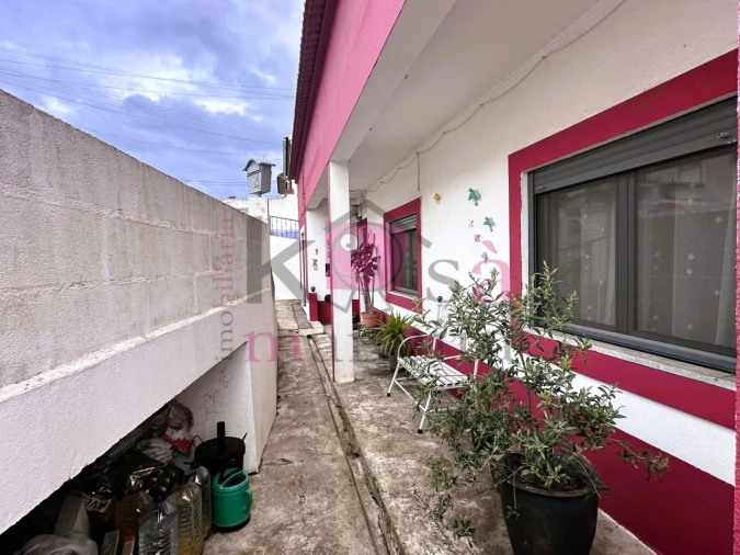 Moradia T3 para Venda em Santiago do Cacém, Santa Cruz e São Bartolomeu da Serra Foto 2