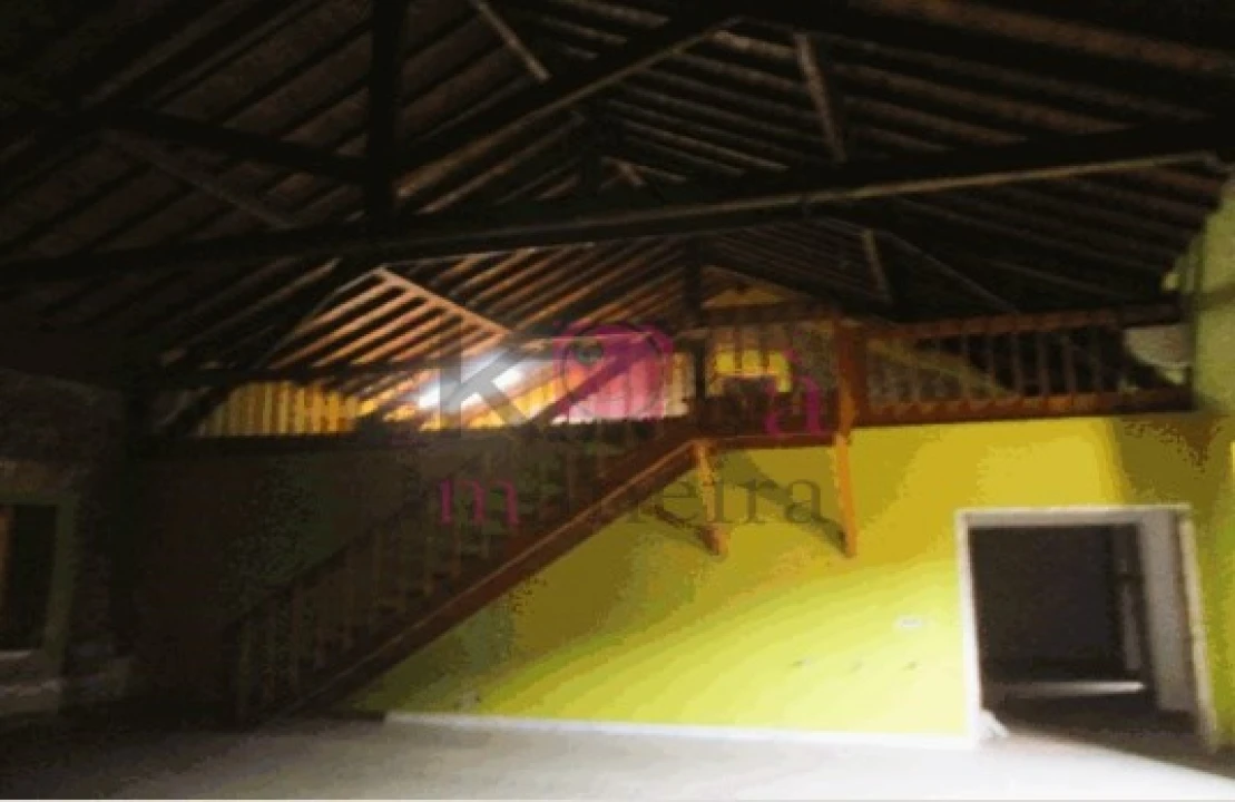 Moradia T6 para Venda em Santa Margarida da Coutada Foto 6