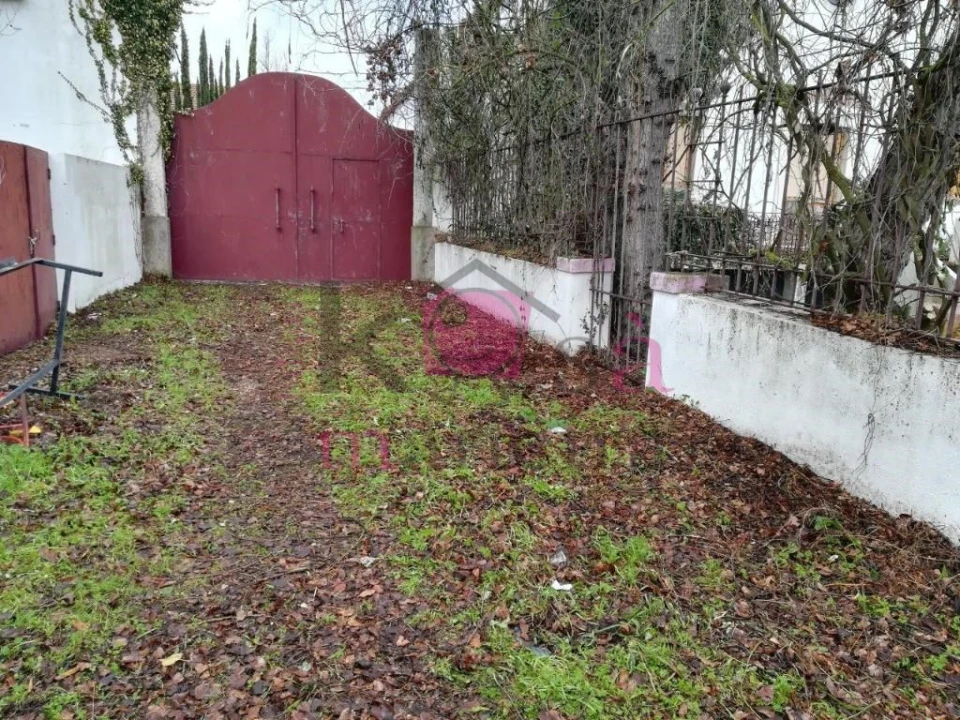 Moradia T6 para Venda em Santa Margarida da Coutada Foto 12