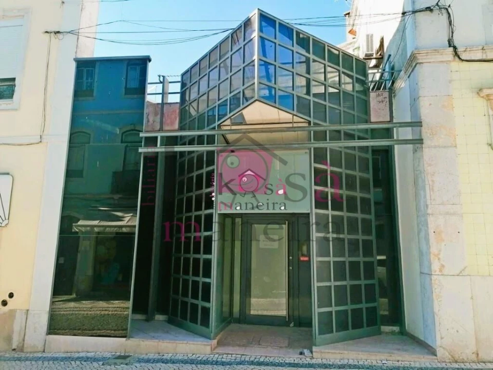 Prédio para Venda em Marvila, Ribeira Santarém, São Salvador, São Nicolau Foto 2