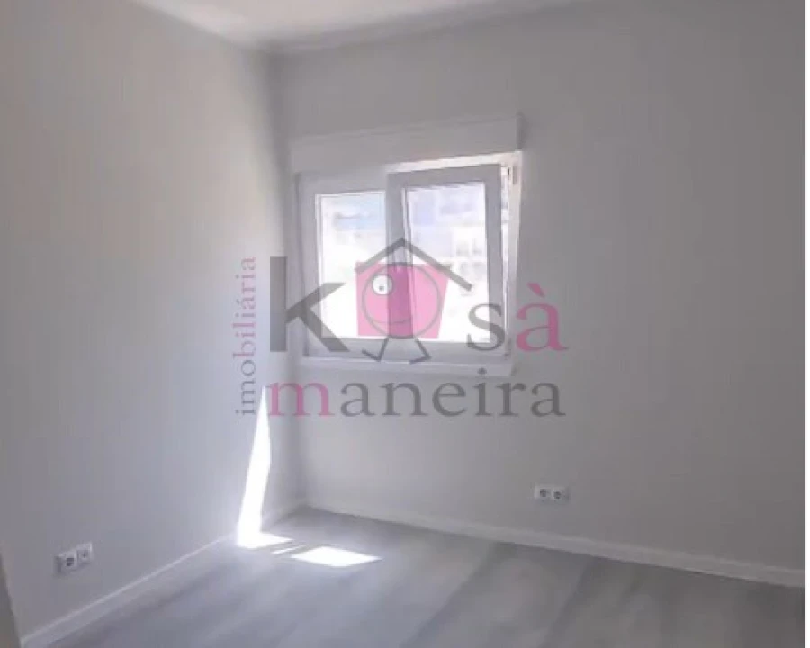 Apartamento T3 para Venda em Caparica e Trafaria Foto 9