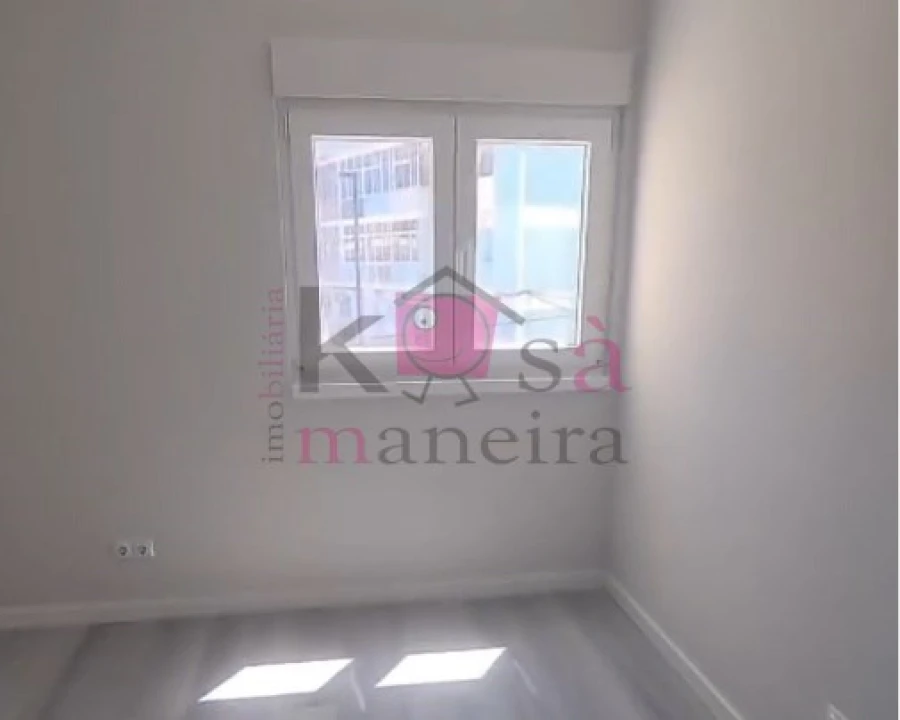 Apartamento T3 para Venda em Caparica e Trafaria Foto 5
