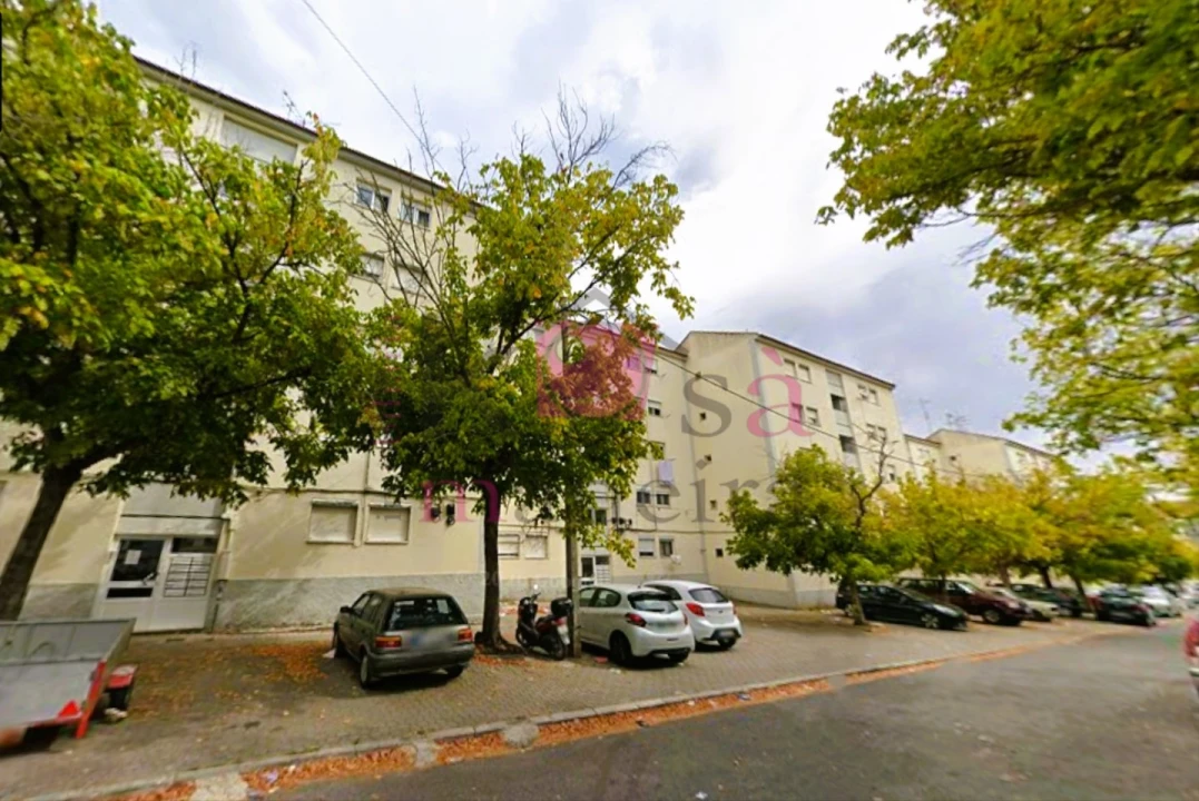 Apartamento T3 para Venda em Caparica e Trafaria Foto 1