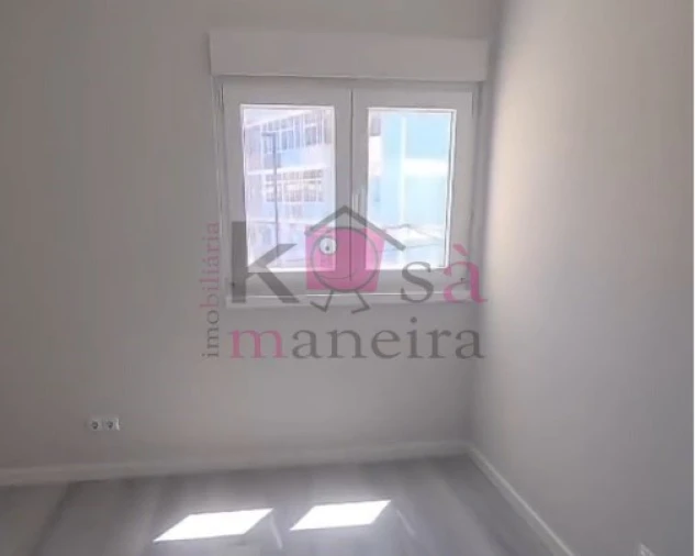 Apartamento T3 para Venda em Caparica e Trafaria Foto 5