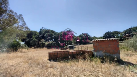 Quinta T2 para Venda em Melides