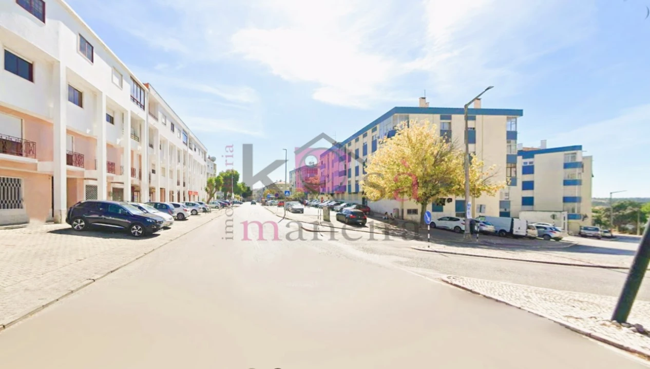 Apartamento T4 para Venda em Amora Foto 1
