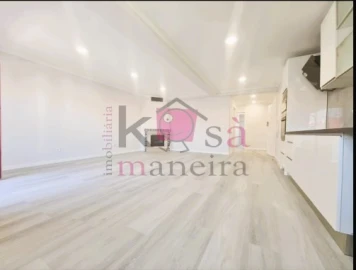 Apartamento T4 para Venda em Amora