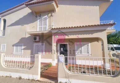 Moradia T3 para Venda em Azeitão (São Lourenço e São Simão)