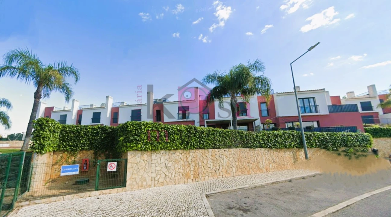 Moradia T2 para Venda em Guia Foto 1