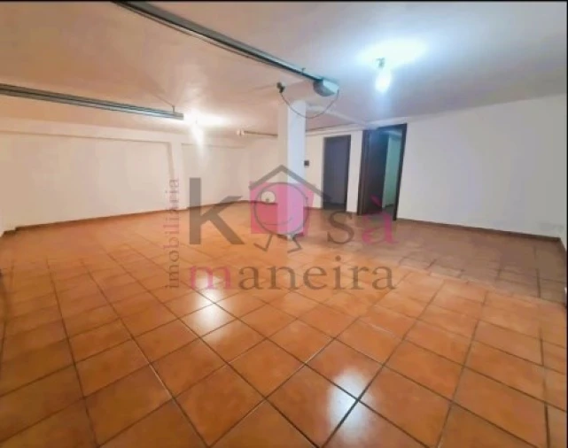 Moradia T2 para Venda em Guia Foto 12