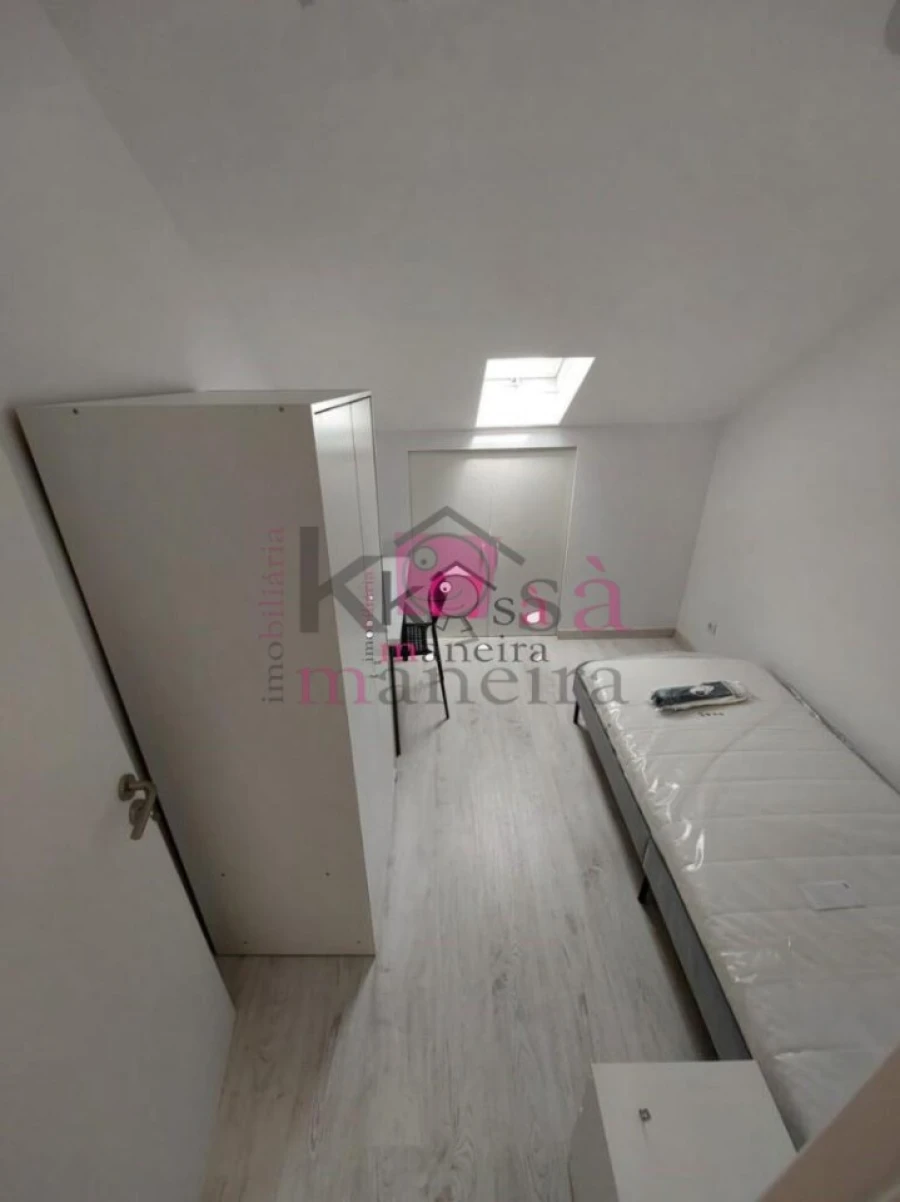Moradia T5 para Venda em Ajuda Foto 7