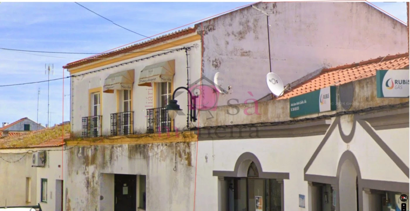Prédio para Venda em Pias Foto 1