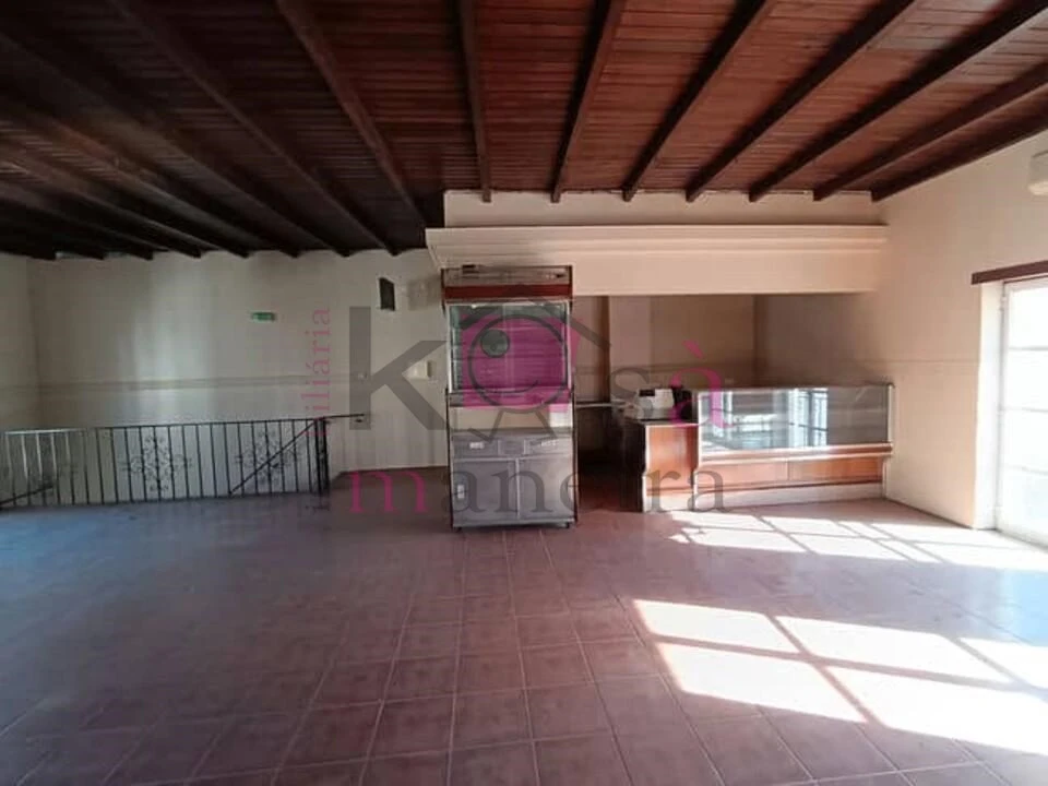 Prédio para Venda em Pias Foto 5