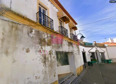 Prédio para Venda em Pias