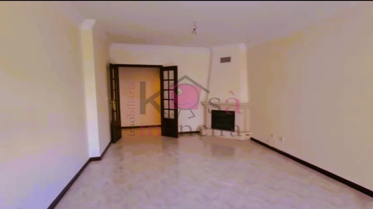Apartamento T2 para Venda em Algueirão-Mem Martins Foto 3