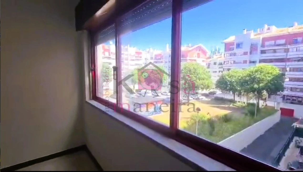 Apartamento T2 para Venda em Algueirão-Mem Martins Foto 6