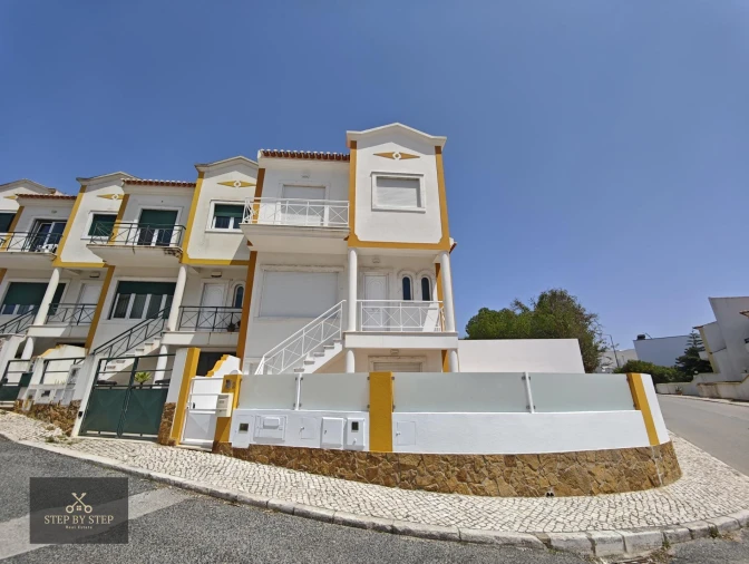 Moradia T4 para Venda em Ericeira Foto 49