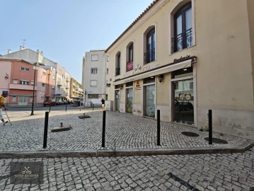 Negócio para Venda em Vila Franca de Xira