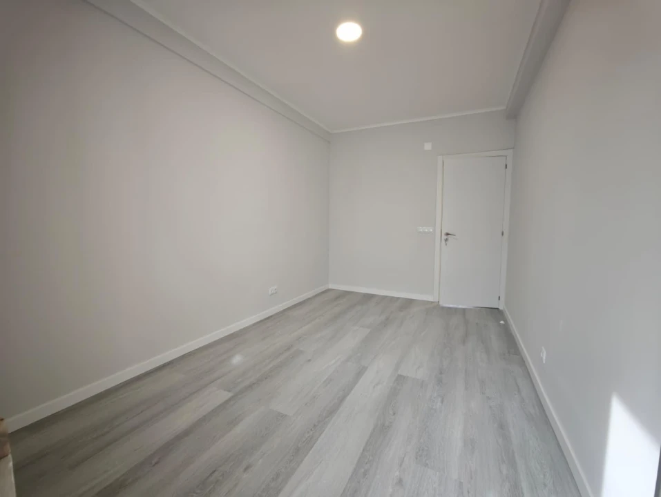 Apartamento T2 para Venda em Oeiras e São Julião da Barra, Paço de Arcos e Caxias Foto 23