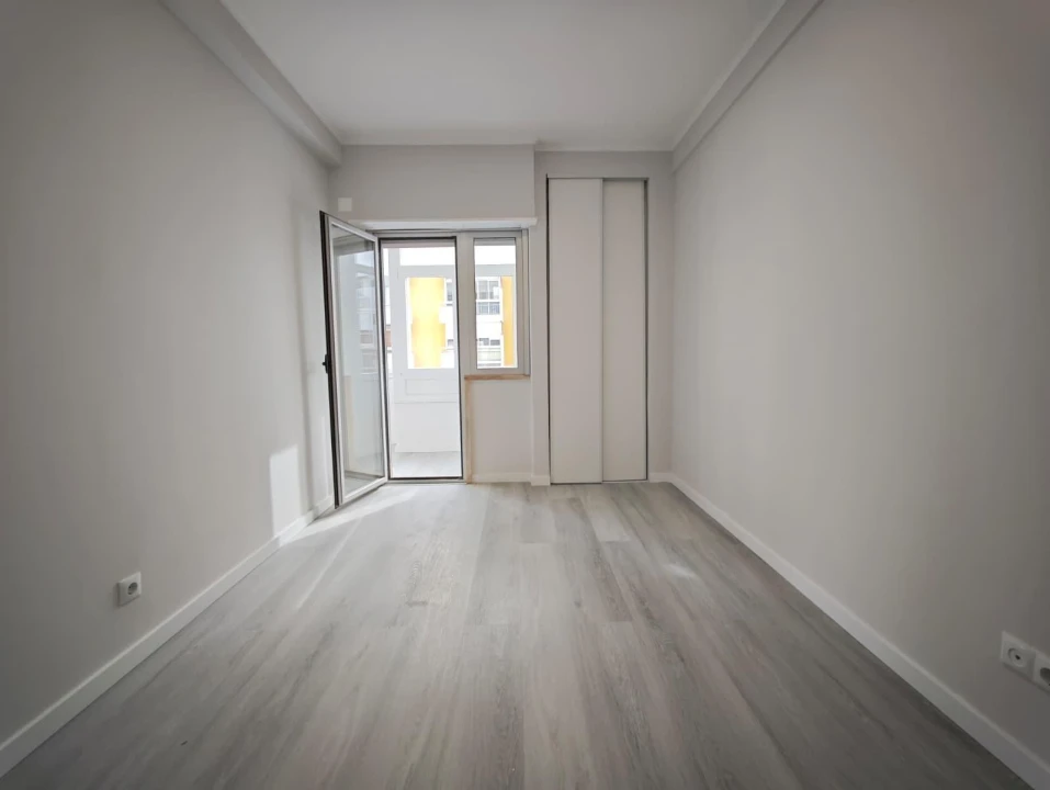 Apartamento T2 para Venda em Oeiras e São Julião da Barra, Paço de Arcos e Caxias Foto 26