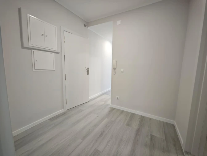 Apartamento T2 para Venda em Oeiras e São Julião da Barra, Paço de Arcos e Caxias Foto 12