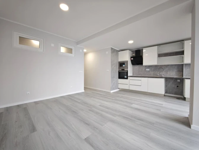 Apartamento T2 para Venda em Oeiras e São Julião da Barra, Paço de Arcos e Caxias Foto 3